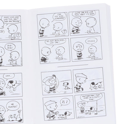 Peanuts: The Classic Collection (Includes 3 Art Cards!) 3 Books Boxed Set - Ages 4-8 - Paperback 7-9 Titan Comics